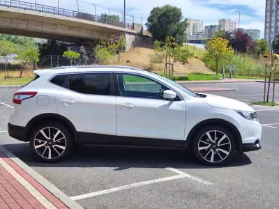 Sell Nissan Qashqai 2014 - 13980 EUR, 212500 km - AUTO.MOTO.pt