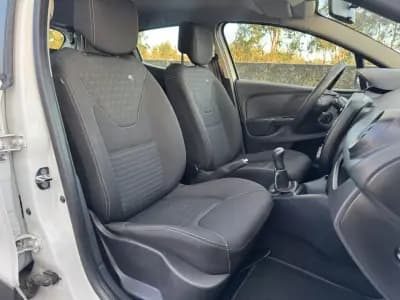 Sell Renault Clio 2016 - 9990 EUR, 114000 km - AUTO.MOTO.pt