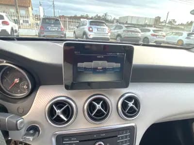 Sell Mercedes-Benz A 200 2016 - 19990 EUR, 118744 km - AUTO.MOTO.pt