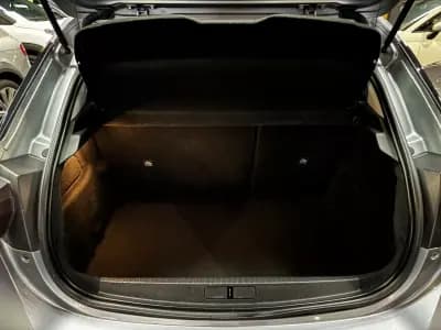 Vendo Opel Corsa-e 2022 - 16490 EUR, 82251 km - AUTO.MOTO.pt