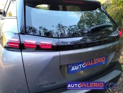 Sell Peugeot 2008 2024 - 22450 EUR, 14135 km - AUTO.MOTO.pt