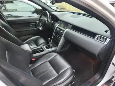 Sell Land Rover Discovery Sport 2016 - 22500 EUR, 178000 km - AUTO.MOTO.pt
