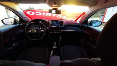 Sell Peugeot e-208 2021 - 17500 EUR, 49000 km - AUTO.MOTO.pt