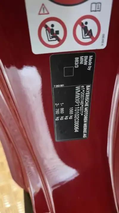 Vendo MINI One 2015 - 10900 EUR, 134360 km - AUTO.MOTO.pt