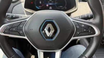 Sell Renault Zoe 2020 - 12900 EUR, 139000 km - AUTO.MOTO.pt