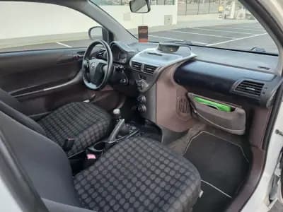 Sell Toyota iQ 2009 - 7290 EUR, 229000 km - AUTO.MOTO.pt