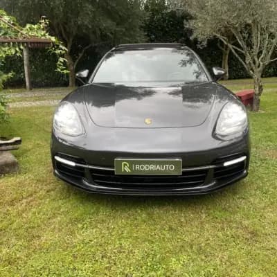 Sell Porsche Panamera Sport Turismo 2019 - 69990 EUR, 210000 km - AUTO.MOTO.pt