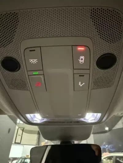 Sell Audi Q3 Sportback 2022 - 39990 EUR, 99000 km - AUTO.MOTO.pt