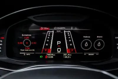 Vendo Audi RS6 Avant 2021 - 114000 EUR, 74634 km - AUTO.MOTO.pt