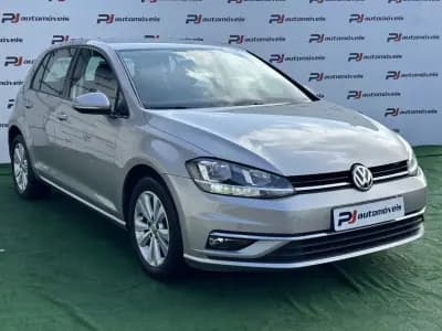 Sell Volkswagen Golf 2017 - 14850 EUR, 162567 km - AUTO.MOTO.pt