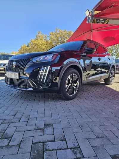 Vendo Peugeot 2008 2024 - 22900 EUR, 27230 km - AUTO.MOTO.pt