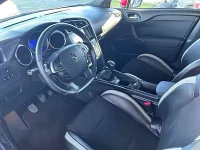 Vendo DS DS4 2014 - 11000 EUR, 170000 km - AUTO.MOTO.pt