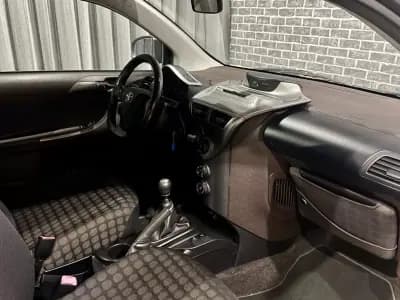 Vendo Toyota iQ 2010 - 7990 EUR, 180000 km - AUTO.MOTO.pt