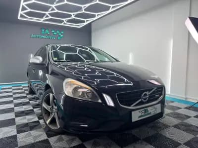 Vendo Volvo S60 2011 - 8999 EUR, 221000 km - AUTO.MOTO.pt