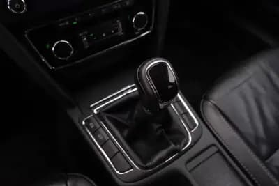 Vendo Skoda Superb Break 2011 - 7999 EUR, 290000 km - AUTO.MOTO.pt