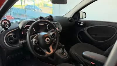 Sell Smart ForFour 2018 - 11990 EUR, 27979 km - AUTO.MOTO.pt