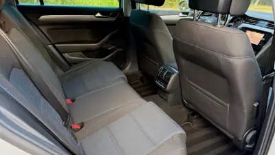 Vendo Volkswagen Passat Variant 2021 - 20900 EUR, 148000 km - AUTO.MOTO.pt