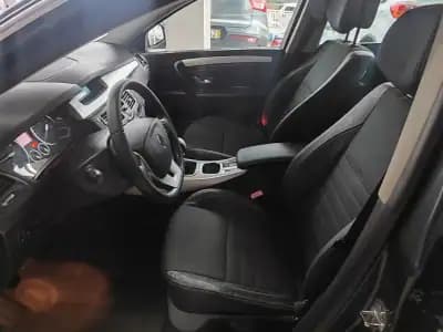 Sell Renault Laguna Break 2009 - 8450 EUR, 105000 km - AUTO.MOTO.pt