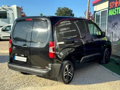 Sell Toyota Proace 2023 - 15750 EUR, 51075 km - AUTO.MOTO.pt