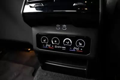 Vendo BMW i5 2023 - 79900 EUR, 17145 km - AUTO.MOTO.pt