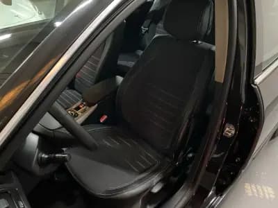 Vendo Renault Laguna 2011 - 5950 EUR, 215000 km - AUTO.MOTO.pt