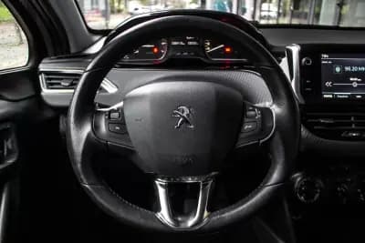 Sell Peugeot 2008 2018 - 9990 EUR, 88415 km - AUTO.MOTO.pt