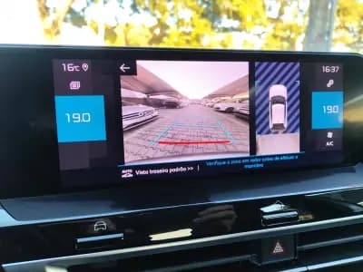 Vendo Citroën C4 2022 - 17900 EUR, 75500 km - AUTO.MOTO.pt