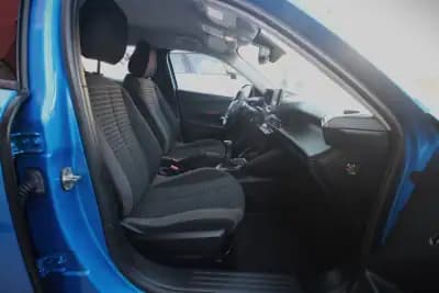 Vendo Peugeot 2008 2020 - 15990 EUR, 45500 km - AUTO.MOTO.pt