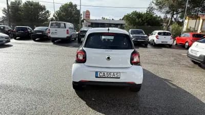 Vendo Smart ForFour 2017 - 11490 EUR, 22359 km - AUTO.MOTO.pt