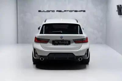 Vendo BMW 330 2023 - 43950 EUR, 44000 km - AUTO.MOTO.pt