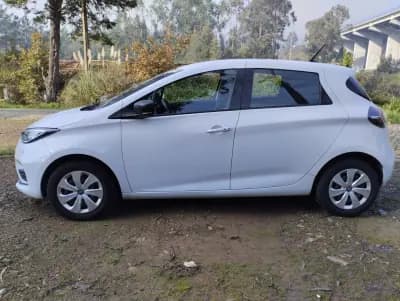 Vendo Renault Zoe 2020 - 12950 EUR, 110000 km - AUTO.MOTO.pt