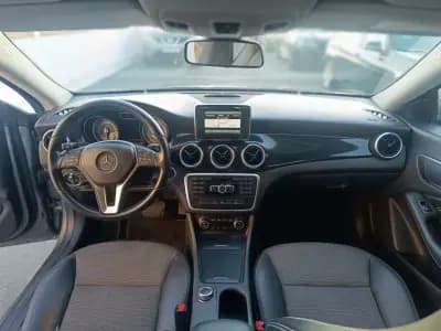 Vendo Mercedes-Benz CLA 200 2013 - 16900 EUR, 165407 km - AUTO.MOTO.pt