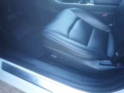 Vendo Tesla Model 3 2019 - 22900 EUR, 117000 km - AUTO.MOTO.pt