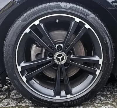 Sell Mercedes-Benz CLA 180 2021 - 28999 EUR, 100000 km - AUTO.MOTO.pt