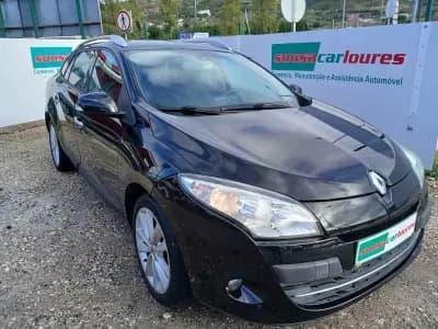Sell Renault Mégane Sport Tourer 2017 - 7750 EUR, 141758 km - AUTO.MOTO.pt
