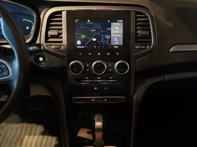 Sell Renault Mégane 2021 - 18900 EUR, 112347 km - AUTO.MOTO.pt