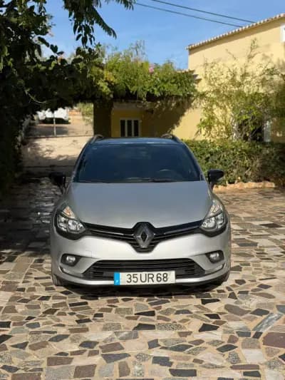 Vendo Renault Clio 2018 - 13500 EUR, 117730 km - AUTO.MOTO.pt