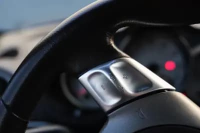 Vendo Porsche Cayman 2007 - 43000 EUR, 145000 km - AUTO.MOTO.pt