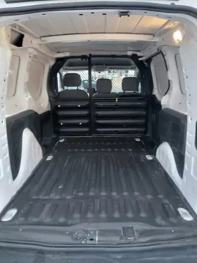 Vendo Citroën Berlingo 2016 - 11900 EUR, 210000 km - AUTO.MOTO.pt