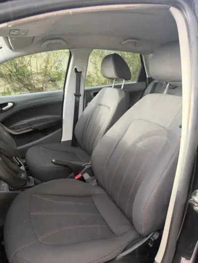 Vendo SEAT Ibiza ST 2010 - 7500 EUR, 203837 km - AUTO.MOTO.pt