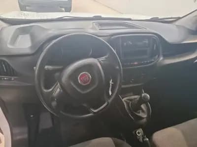 Sell Fiat Doblo 2021 - 10990 EUR, 99701 km - AUTO.MOTO.pt