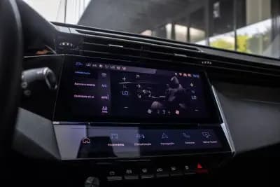 Vendo Peugeot 308 SW 2023 - 23790 EUR, 59725 km - AUTO.MOTO.pt