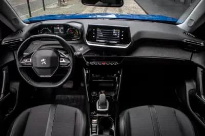 Vendo Peugeot e-2008 2021 - 20850 EUR, 59500 km - AUTO.MOTO.pt