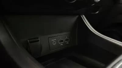 Vendo Renault Captur 2022 - 16490 EUR, 100230 km - AUTO.MOTO.pt