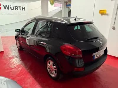 Vendo Renault Clio Break 2008 - 4900 EUR, 215000 km - AUTO.MOTO.pt