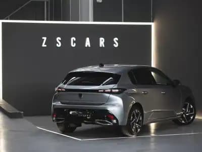 Vendo Peugeot 308 2024 - 26990 EUR, 16000 km - AUTO.MOTO.pt