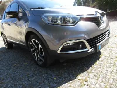 Vendo Renault Captur 2016 - 12990 EUR, 148000 km - AUTO.MOTO.pt