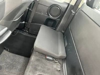 Sell Toyota Hilux 2018 - 29999 EUR, 257000 km - AUTO.MOTO.pt