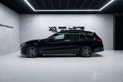 Vendo Mercedes-Benz C 300 2022 - 42950 EUR, 63000 km - AUTO.MOTO.pt