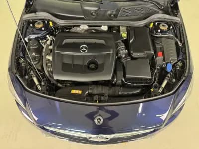 Vendo Mercedes-Benz CLA 180 2018 - 21950 EUR, 77215 km - AUTO.MOTO.pt